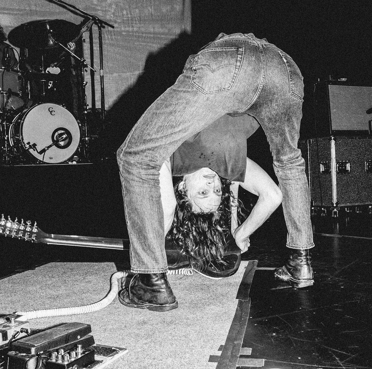 King Gizzard. Un viaje mísitico por "Magenta Mountain" Sin Documentos