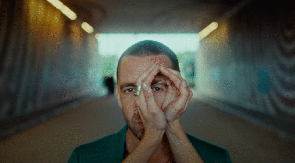 Miles Kane desata el glam-rock con "Electric flower" Miles Kane Electric flower