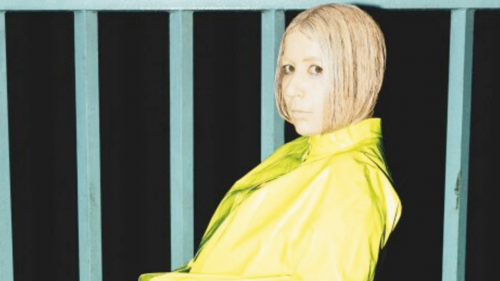 Austra revela "Siren song" Austra Katie Stelmanis