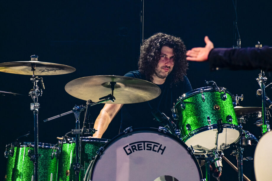 Foo Fighters estrena "Asking for a friend" Ilan Rubin