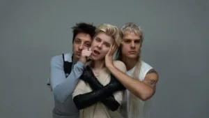 Robyn CA7RIEL & Paco Amoroso