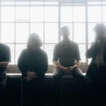 "Giraffe" marca el esperado retorno de Gilla Band Gilla Band