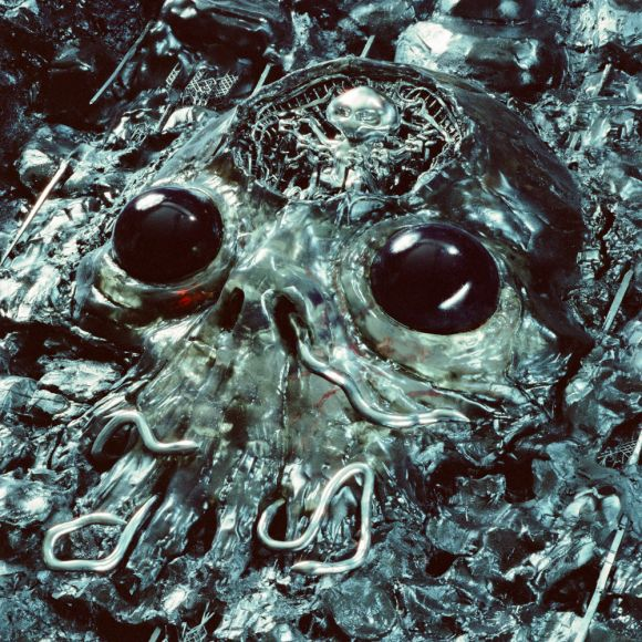 La mutación electrónica de King Gizzard & The Lizard Wizard en "Leve 5" King Gizzard and The Lizard Wizard Alien Metal