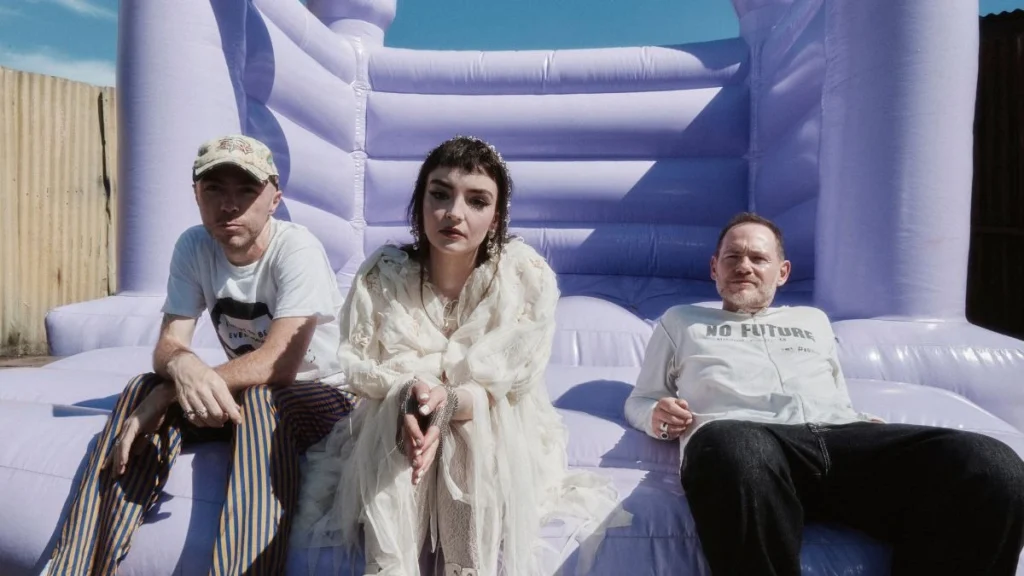 CHVRCHES
